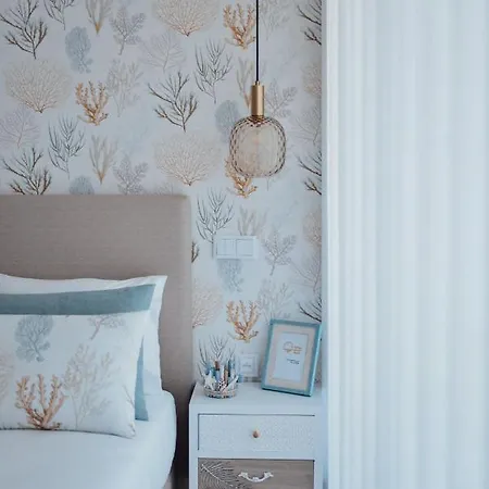 Yellow Sweet Home - Beatriz